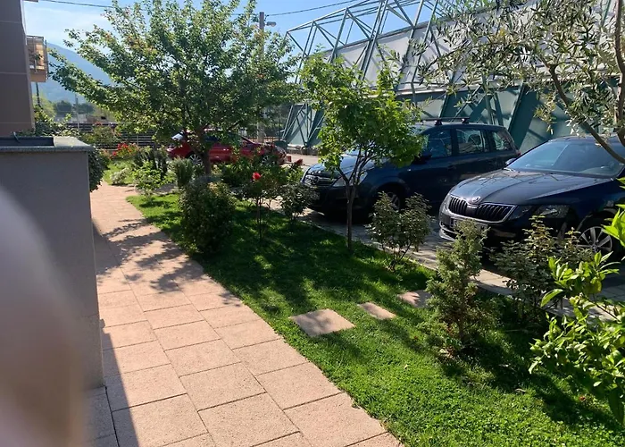 Sweet Corner ספליט