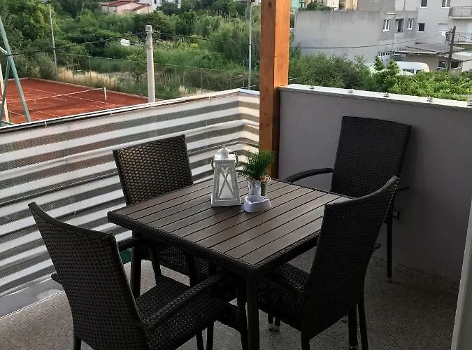 Sweet Corner ספליט