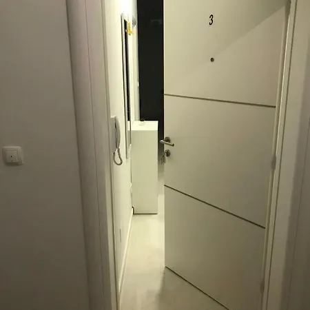 Sweet Corner * Спліт