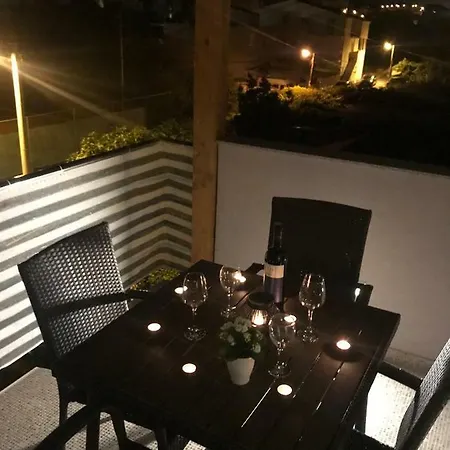 Apartment Sweet Corner