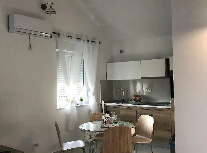 Sweet Corner Apartment