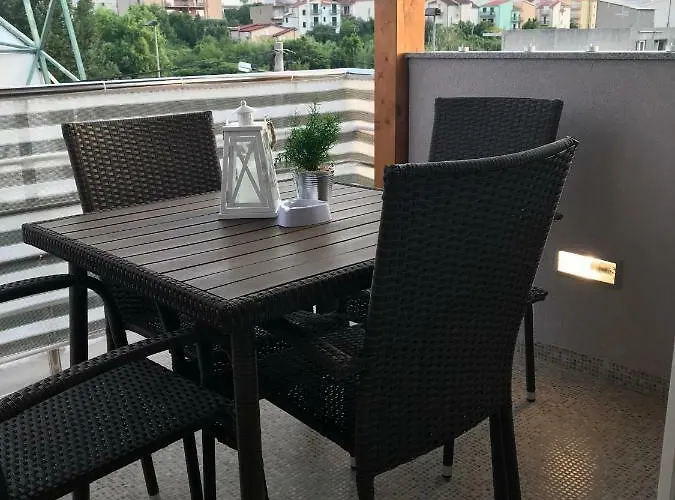 Sweet Corner Apartment *