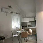 Sweet Corner Apartment